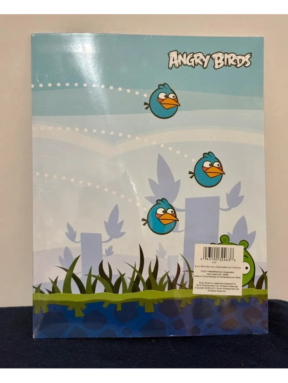 Mead Angry Birds 2-pocket paper folder in black
